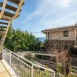 Casa Fronte *