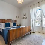 Casa Fronte *
