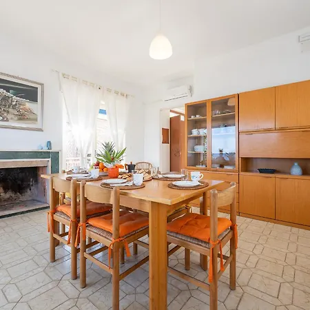Casa Fronte Σπίτι διακοπών Cala Gonone