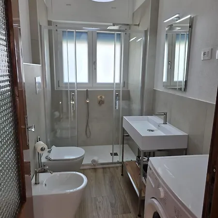 Casa Fronte بيت للعطل *